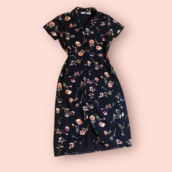 Liz Baker Dresses & Skirts - Floral Button Down and Tie Back, Black Dress